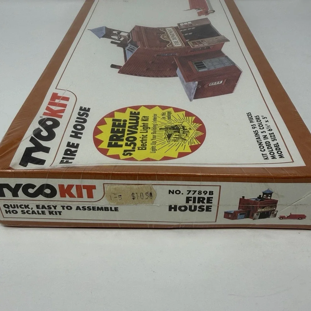 Tyco 7789 HO Scale Fire House Kit #7789B Brand New Sealed